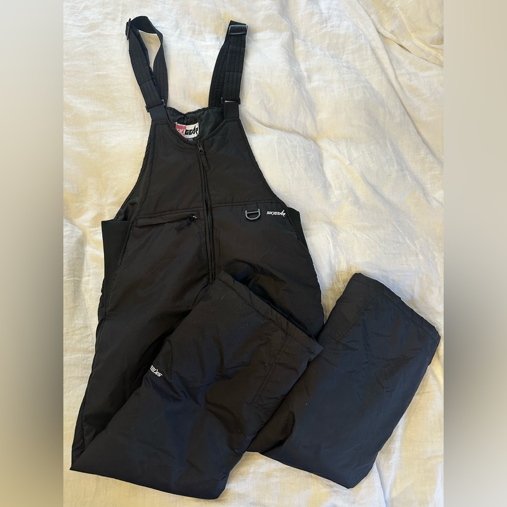 Ski Gear Women's Black Insulated Snow-bibs Size M